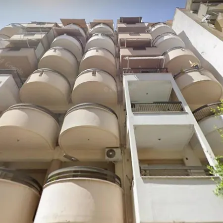 Elegant Central Studio With Balcony & 1 Gbps Fiber Thessaloniki Exterior photo