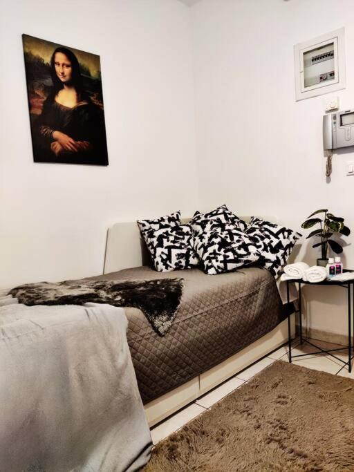 Elegant With Balcony & 1 Gbps Fiber Apartment Thessaloniki
